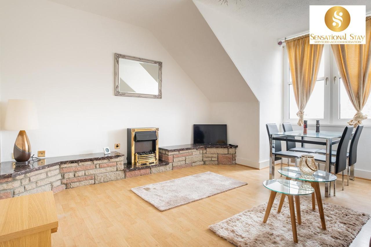 2 Bedroom Apt At Sensational Stay Serviced Accommodation Aberdeen - Clifton Road Esterno foto